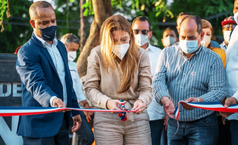 Alcaldesa Carolina Mejía inaugura nuevo Bulevar de Honduras en la Avenida Independencia