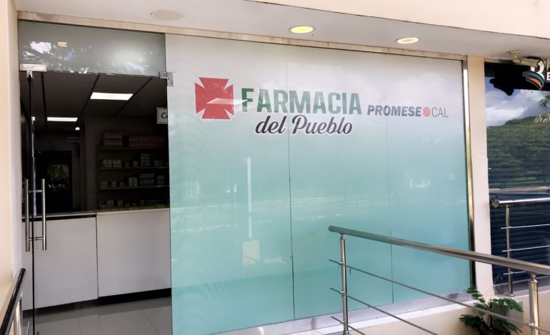  Promese/Cal reabre Farmacia del Pueblo en PUCMM Santiago