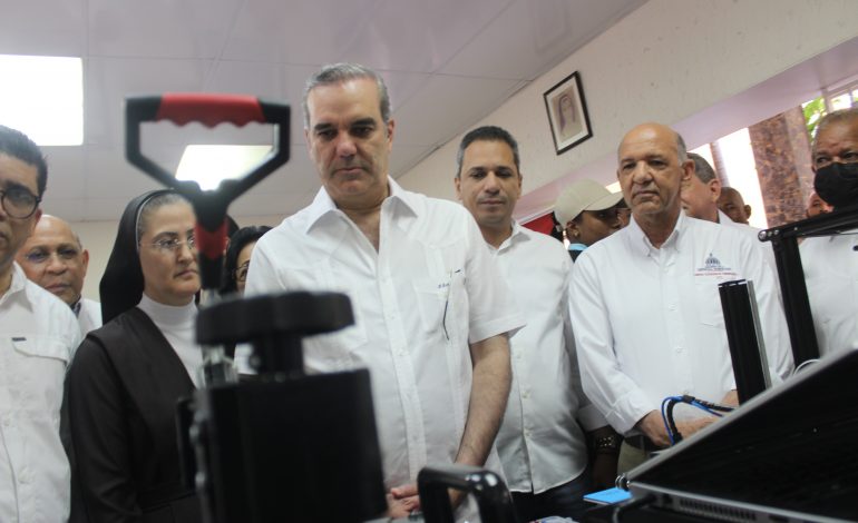  Presidente Luis Abinader deja iniciada primera Feria Científica y Tecnológica del municipio SDE