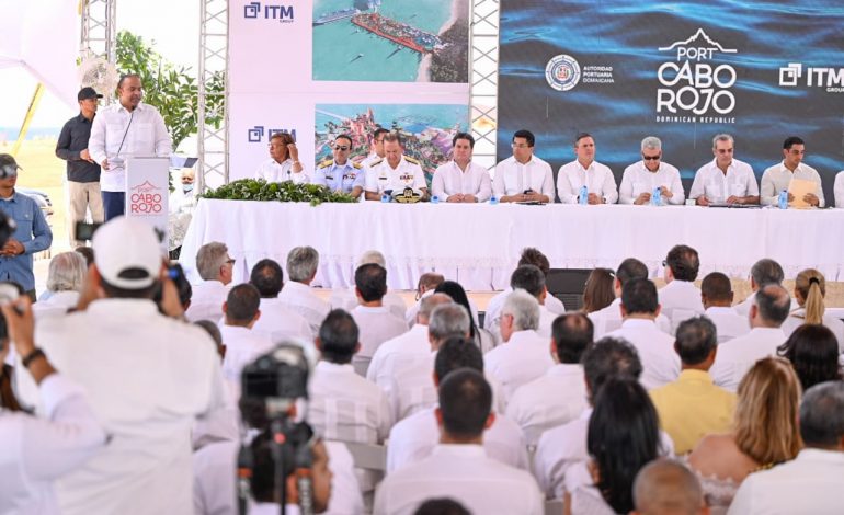 Presidente Abinader encabeza inicio de trabajos del puerto Cabo Rojo, financiado por Banreservas