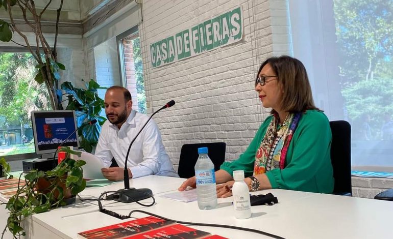  Lidia de Macarrulla presenta producciones literarias en Feria del Libro de Madrid