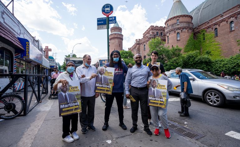 “Manny” Martínez joven político dominicano lidera las encuestas en El Bronx