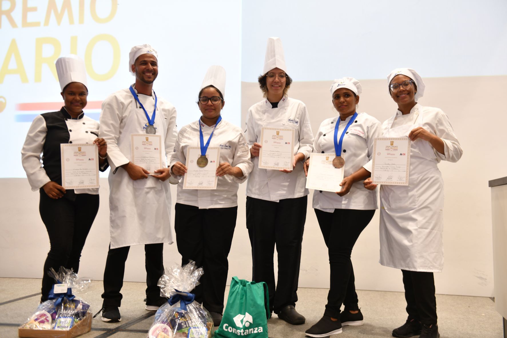 INFOTEP obtiene medallas de plata y bronce en competencia final del “Gran Premio Culinario 2022”