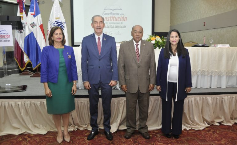  MESCyT y Tribunal Constitucional lanzan programa enseñanza de la Constitución en las universidades e institutos superiores