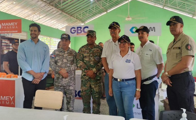  Fundación Raymond Rodríguez, DNCD, Armada RD y Auxiliares Navales llevan jornada de salud gratuita a Palmar de Ocoa