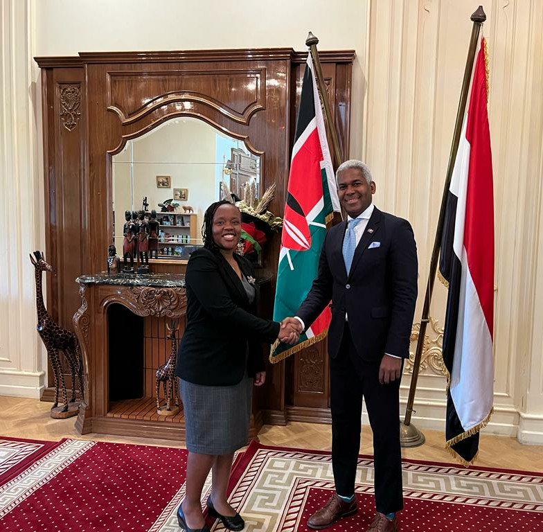 Encargados de Negocios de embajadas de RD y Kenia en Egipto fortalecen relaciones y dialogan sobre Haití
