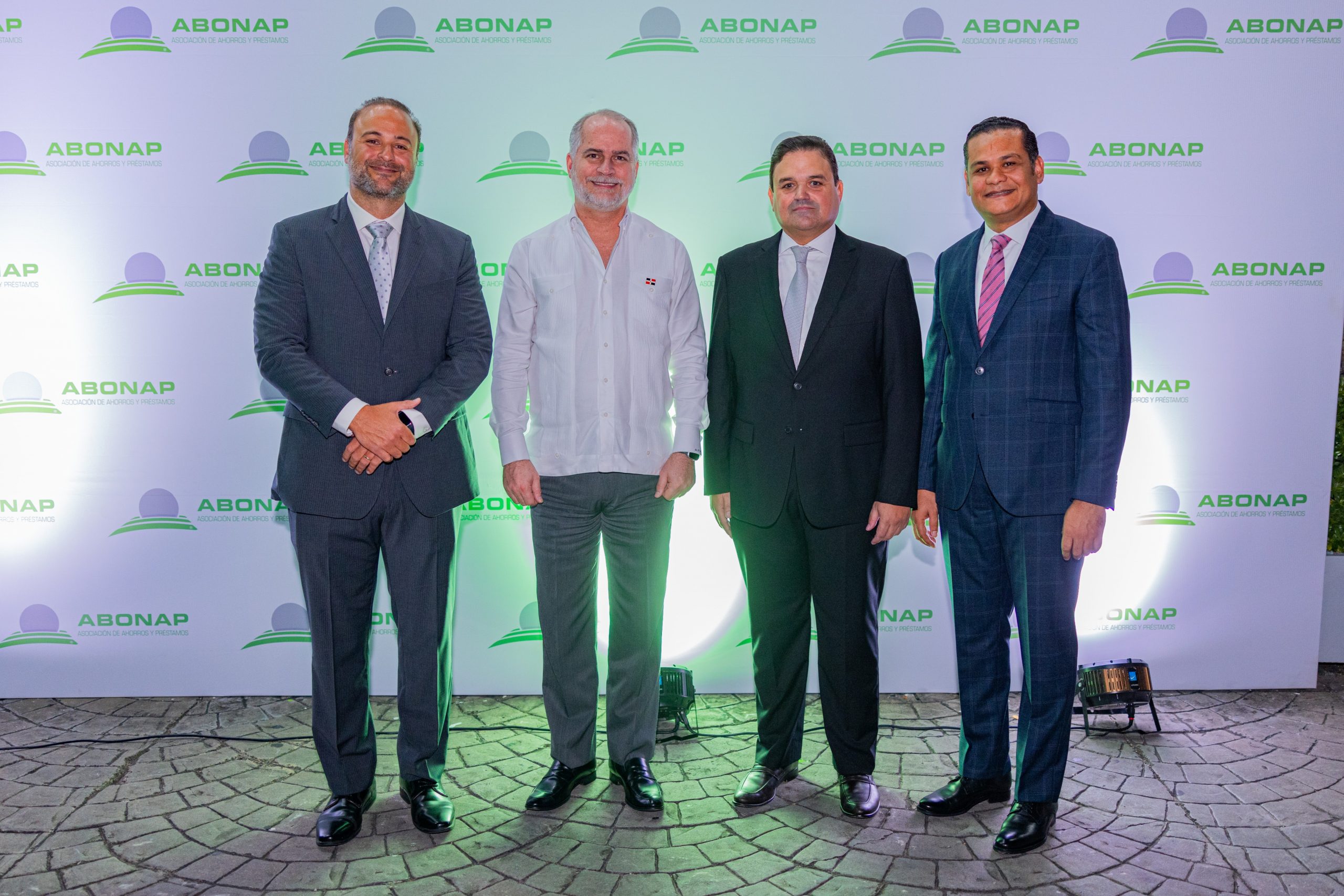 Inauguran sucursal de ABONAP en Santo Domingo