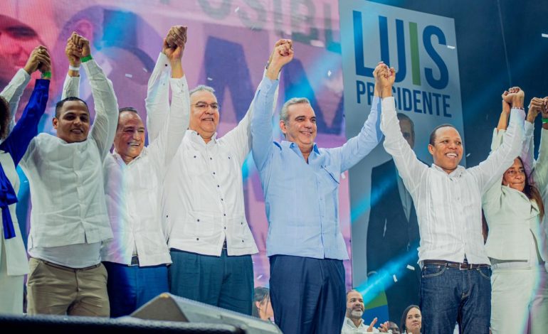 Pais Posible proclama a Luis Abinader como su candidato presidencial para las elecciones del 2024