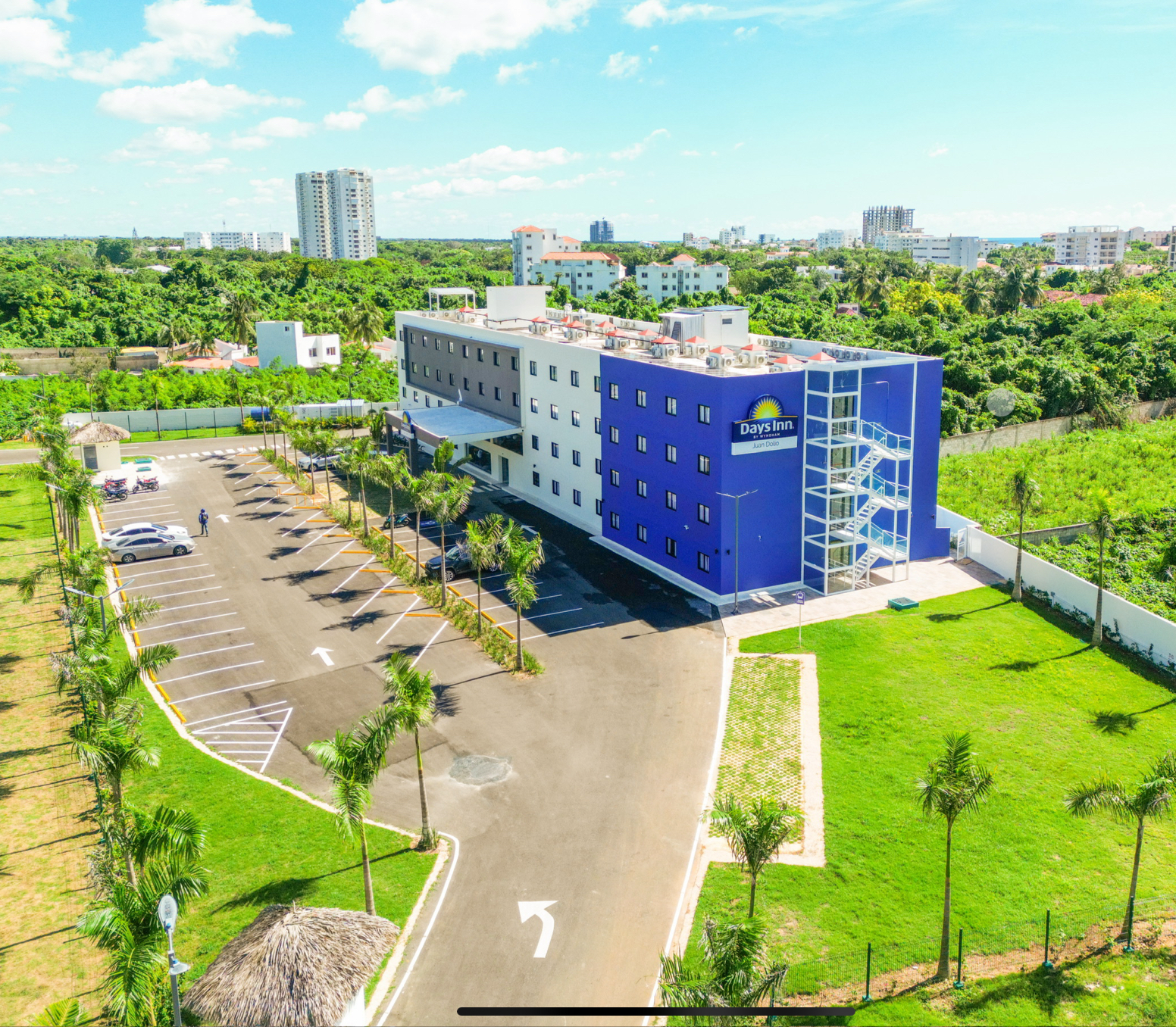 El grupo De Valle anuncia el inicio de operaciones del hotel Days Inn by Wyndham Juan Dolio este lunes.