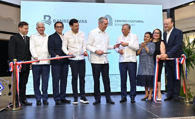  Banreservas inaugura Centro Cultural en el antiguo Hotel Mercedes de Santiago