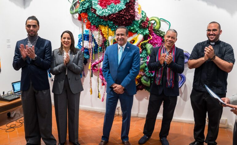 Banreservas y la Embajada dominicana ante la Santa Sede clausuran Rutas de Esperanza tras dos meses de exhibición en Roma