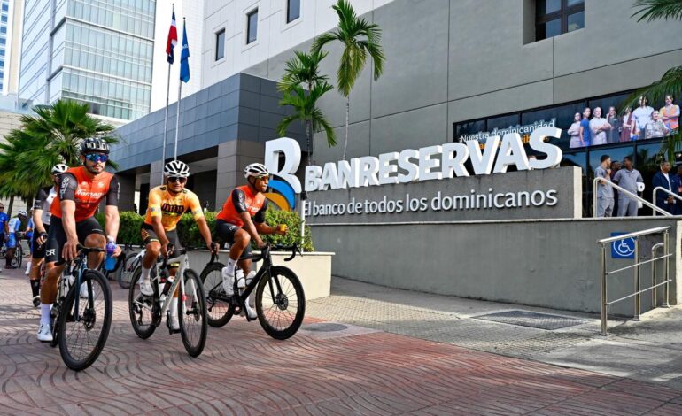 Torre Banreservas: punto de partida para la 47ª edición de laVuelta Ciclística Independencia Nacional