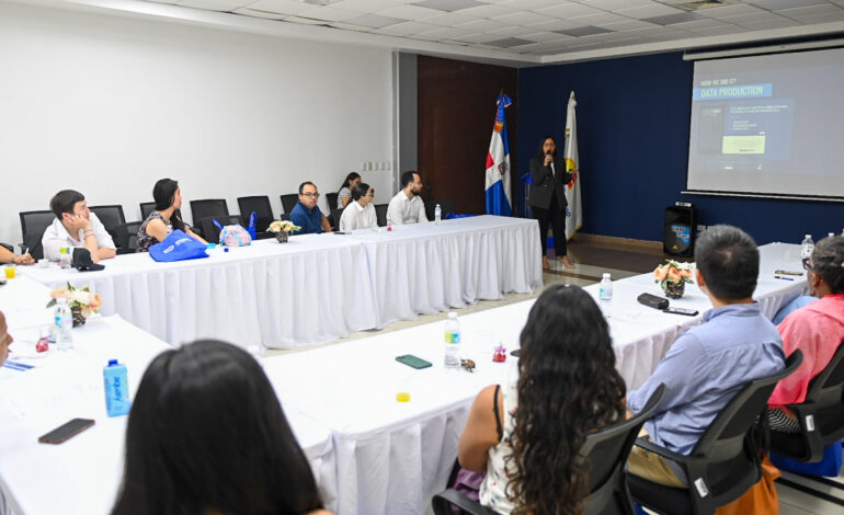 MITUR presenta estrategias de innovación turística a estudiantes de la University of Pennsylvania