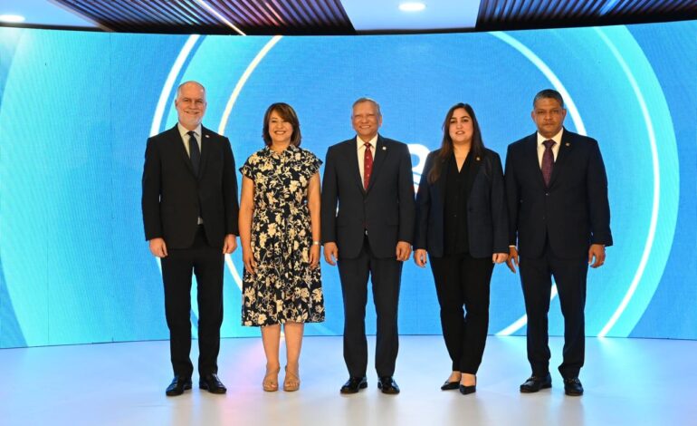 Aguilera reafirma compromiso de Banreservas con la ética y la transparencia