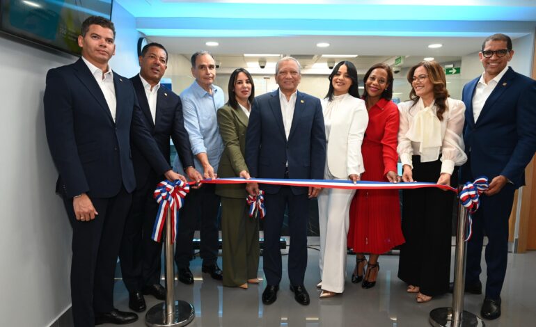 Banreservas inaugura oficina en Merca Jumbo de la Núñez de Cáceres
