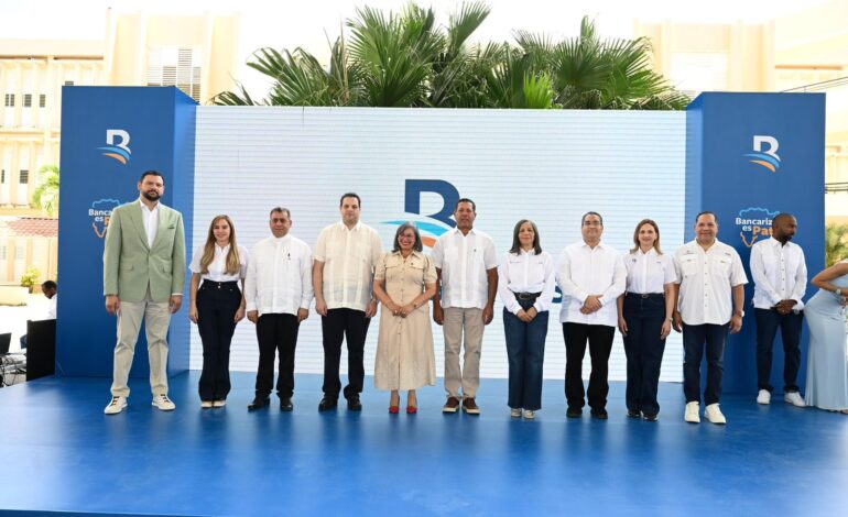 Banreservas lleva jornada de bancarización a San Francisco de Macorís