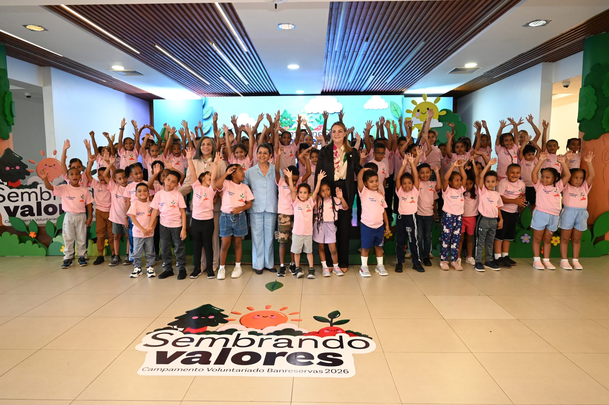 Voluntariado Banreservas inaugura campamento de verano “Sembrando Valores” con la participación de más de 1,300 niños