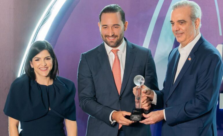 Hire Horatio es reconocida por ProDominicana por su aporte al comercio de servicios y la generación de empleos de calidad