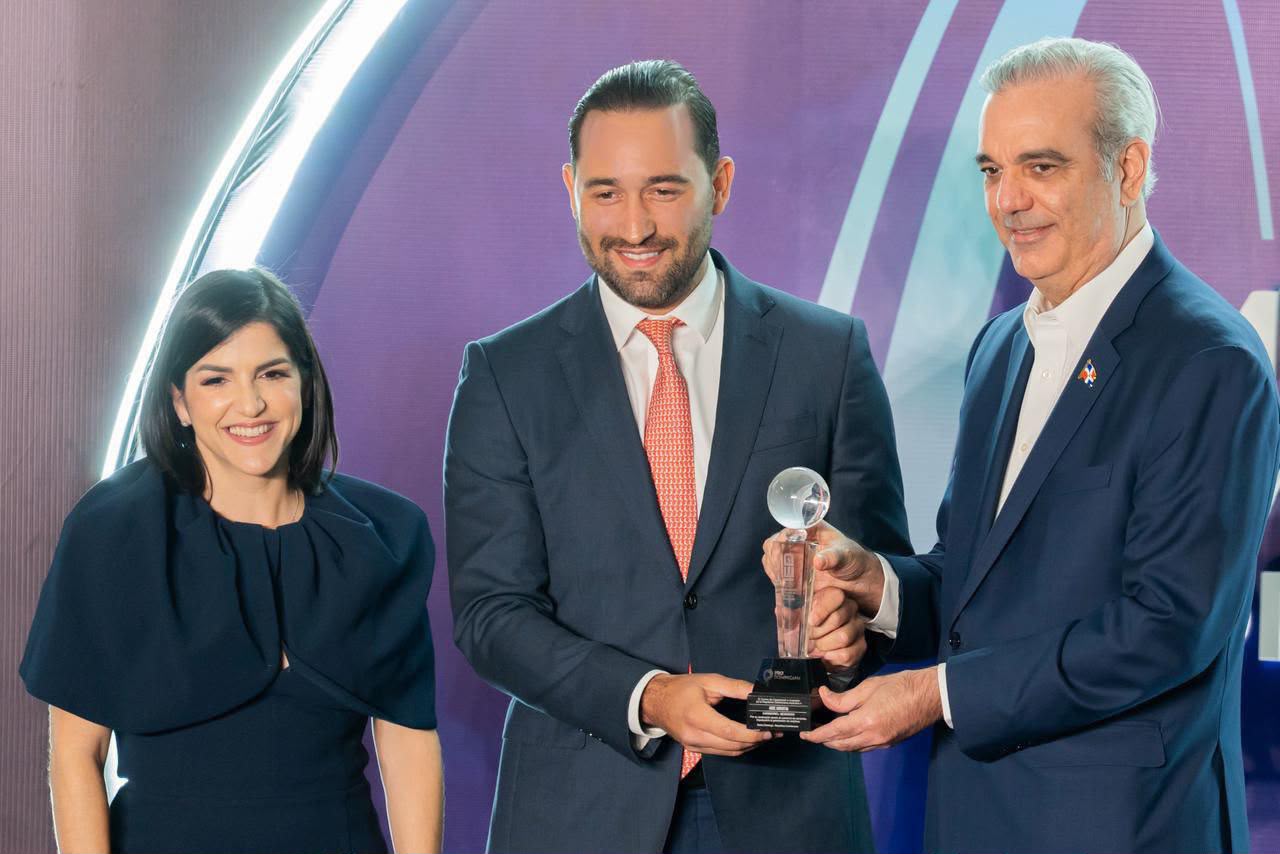 Hire Horatio es reconocida por ProDominicana por su aporte al comercio de servicios y la generación de empleos de calidad