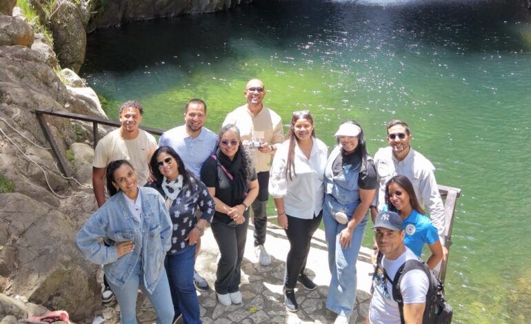 Ministerio de Turismo y ADAVIT impulsan el turismo interno con exitoso “Tam Trip” en Constanza