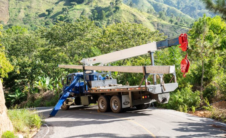 Edesur inicia proyecto de electrificación en localidad El Montazo, Azua