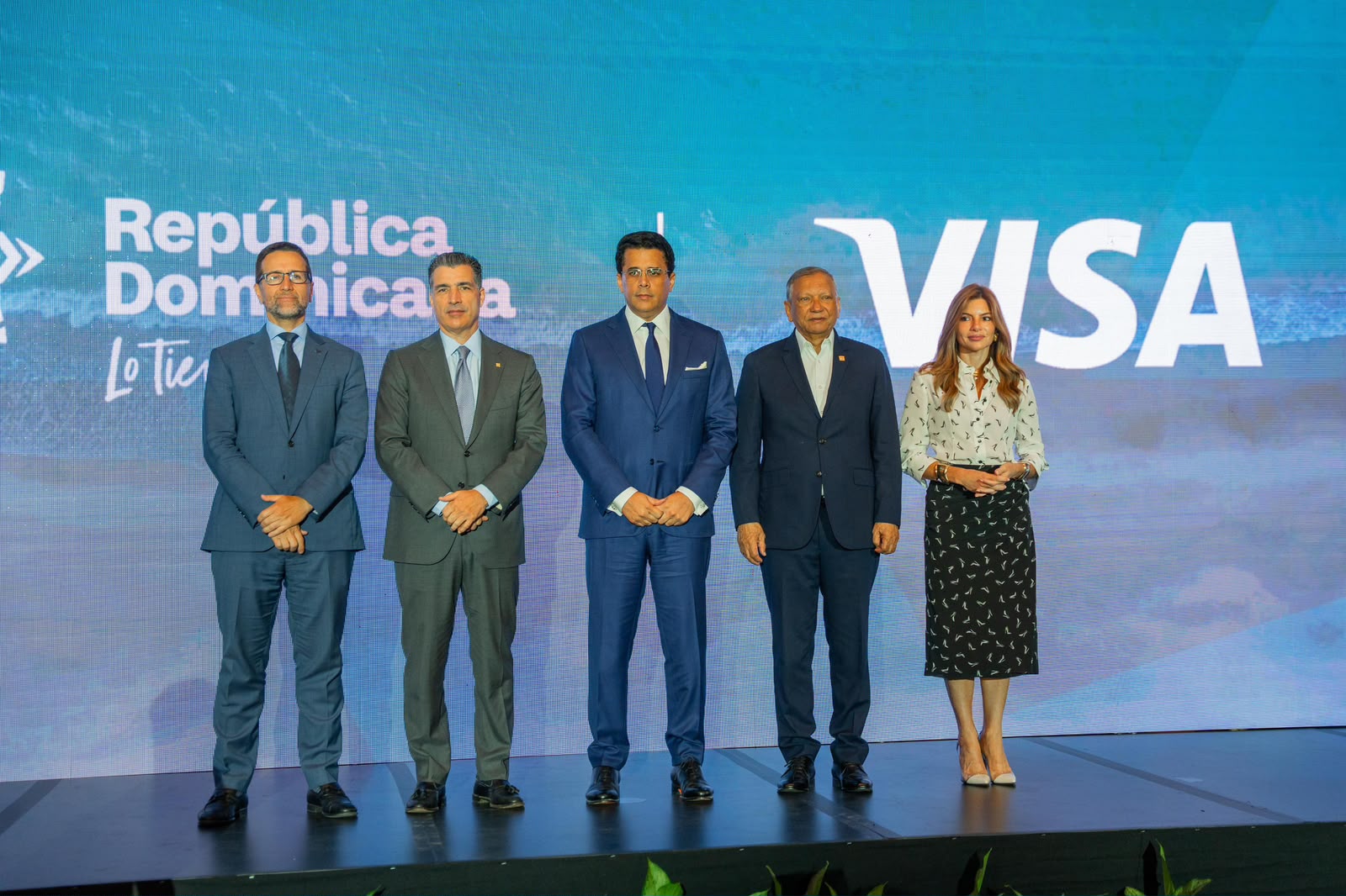 David Collado y Jorge Lemus presentan alianza entre turismo y Visa internacional.